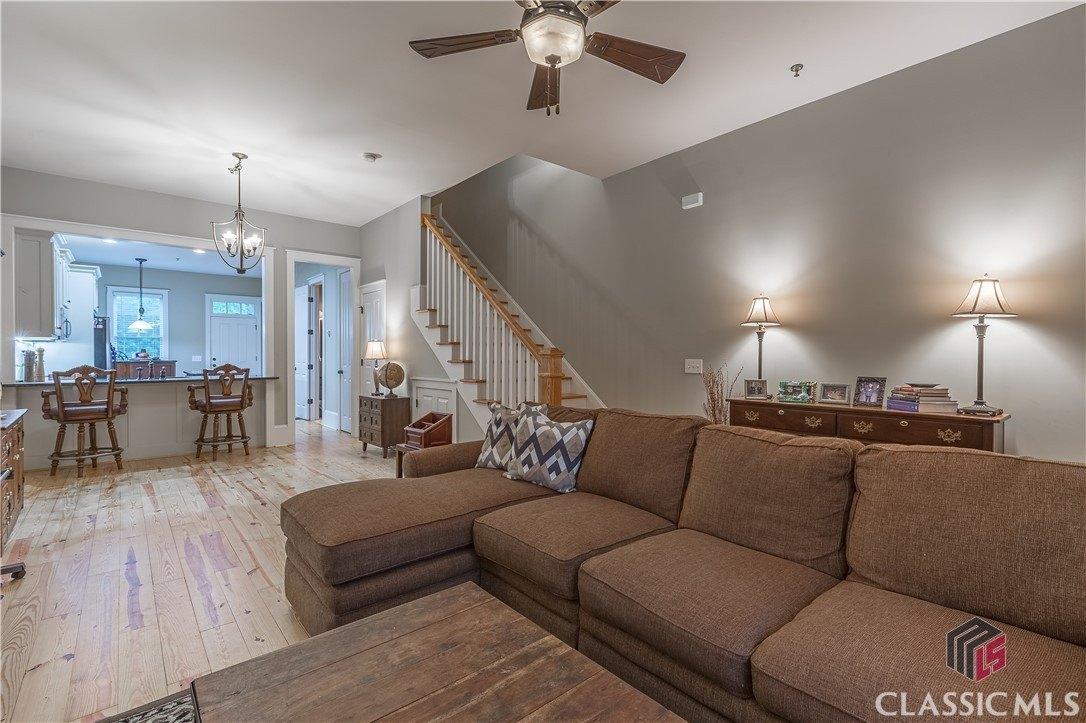 Charter Oak Dr, Athens, GA 30607