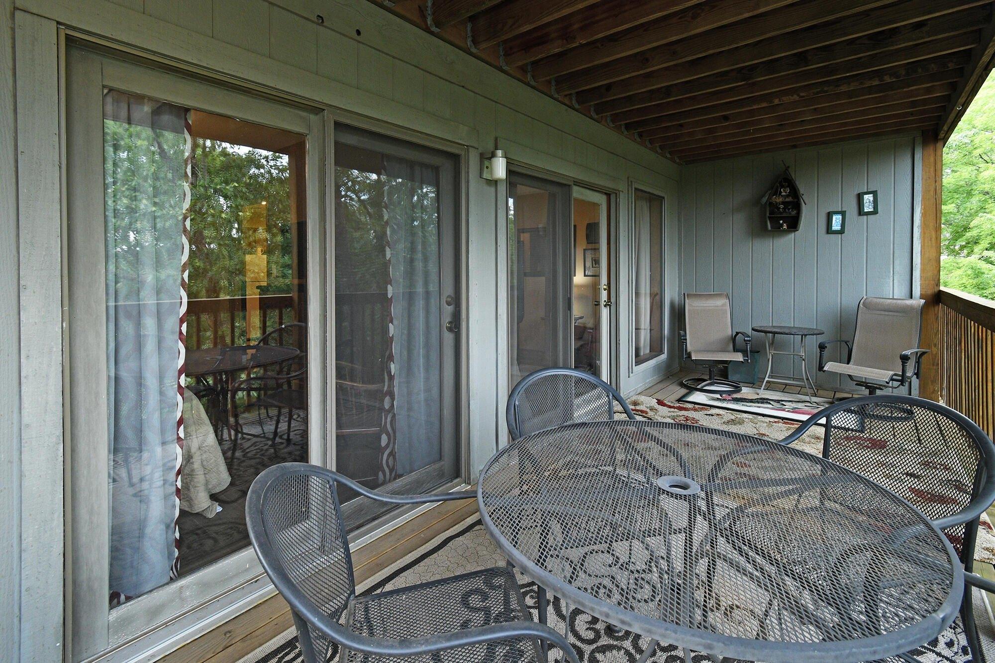 Notch Ln, Branson West, MO 65737