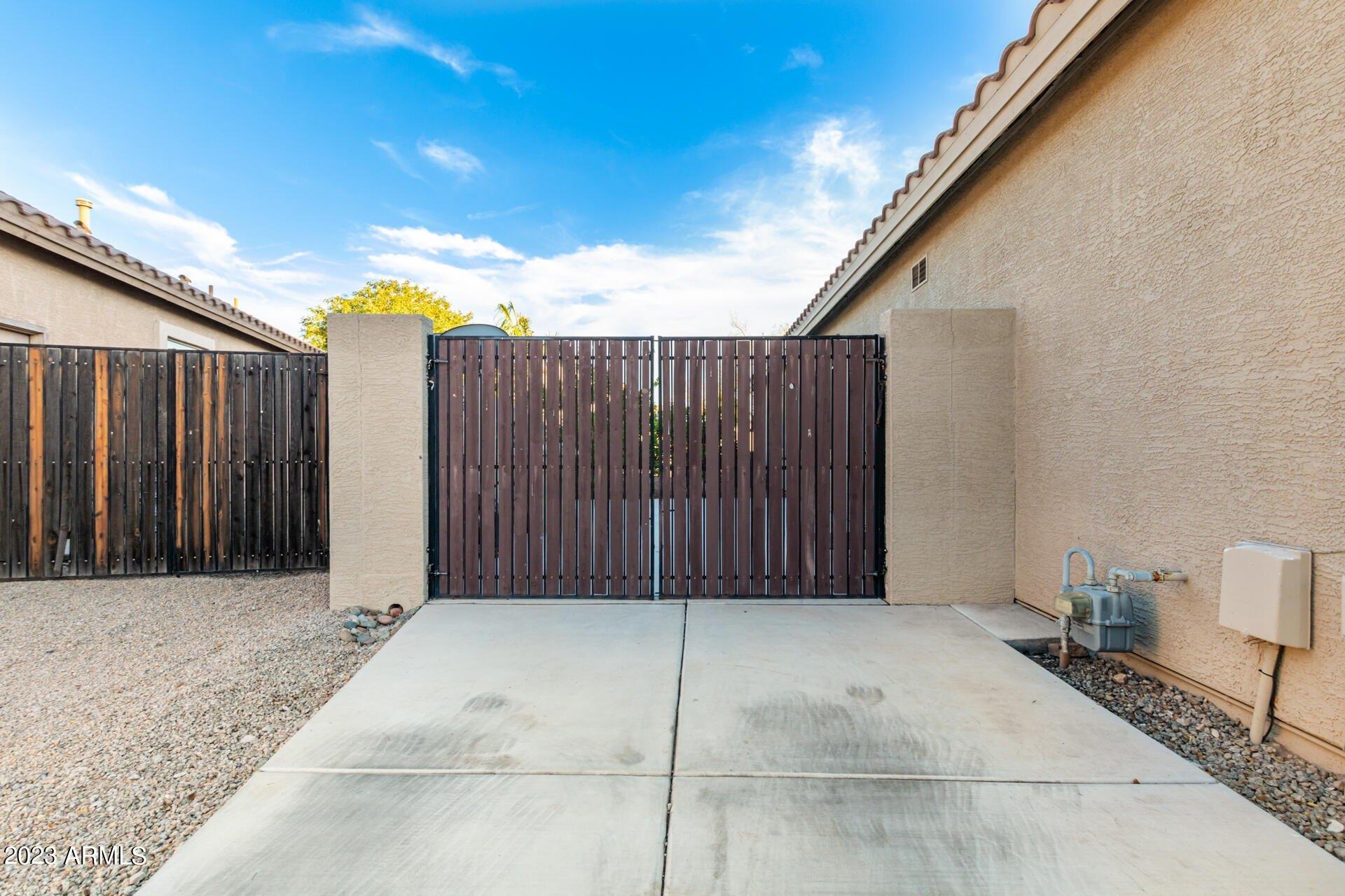 W Hayward Ave, Glendale, AZ 85305