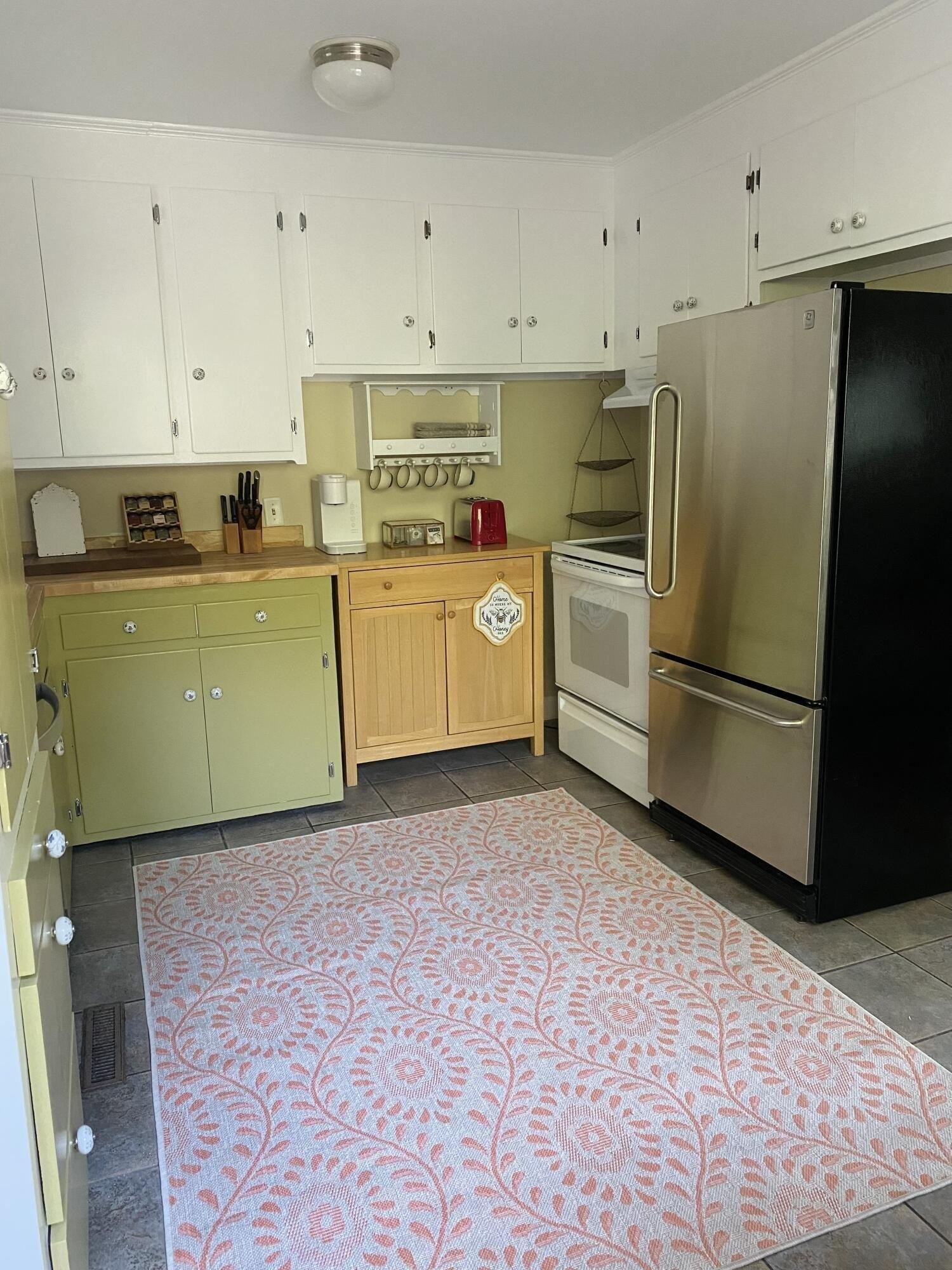 Cynthia Dr, Johns Island, SC 29455