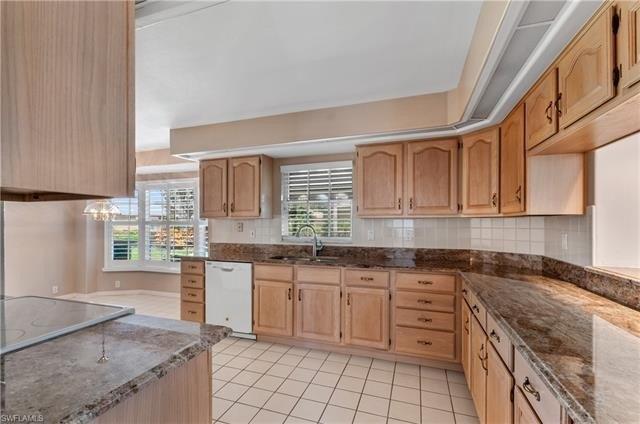 Bridgeford Ave, Bonita Springs, FL 34135