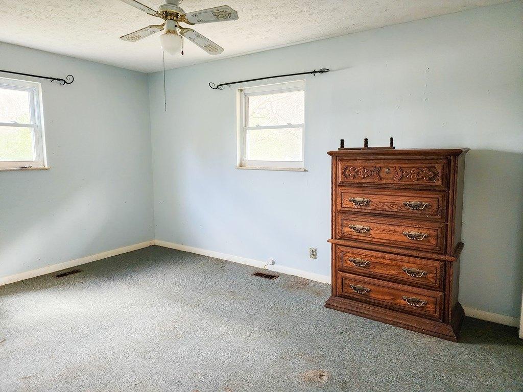 Tanasi Dr, Newport, TN 37821