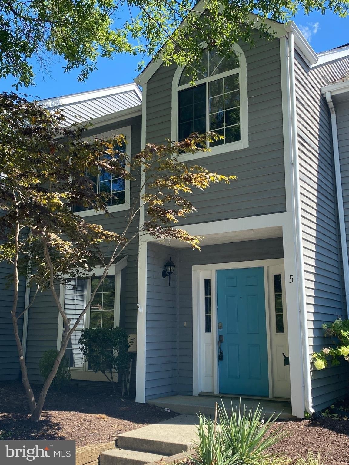 Edgewood Green Ct, Annapolis, MD 21403