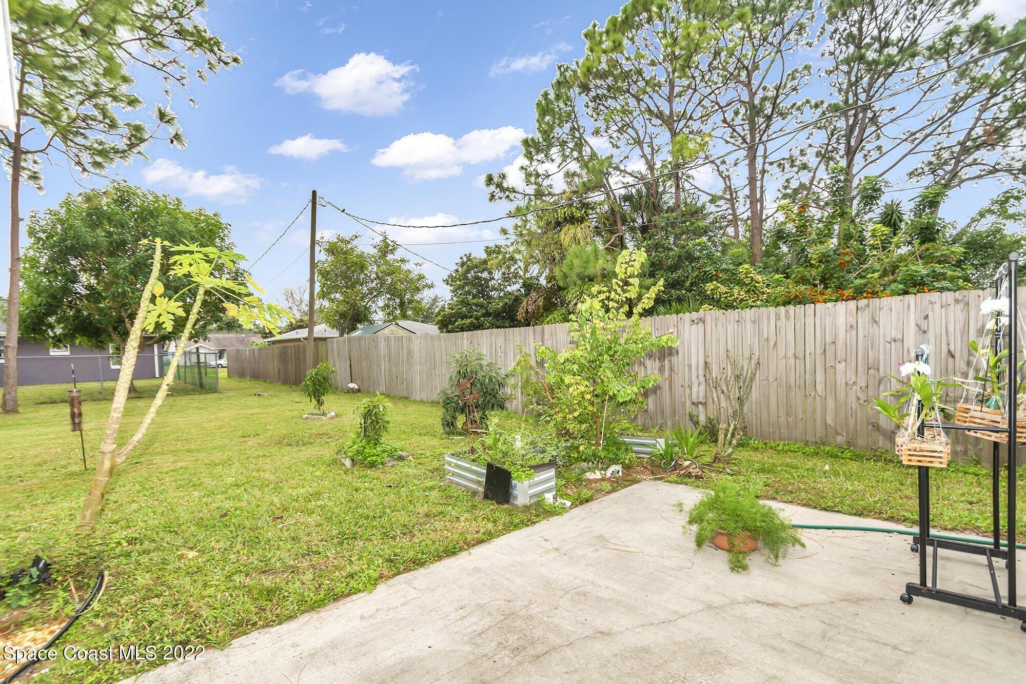 Hawksbill St Nw, Palm Bay, FL 32907