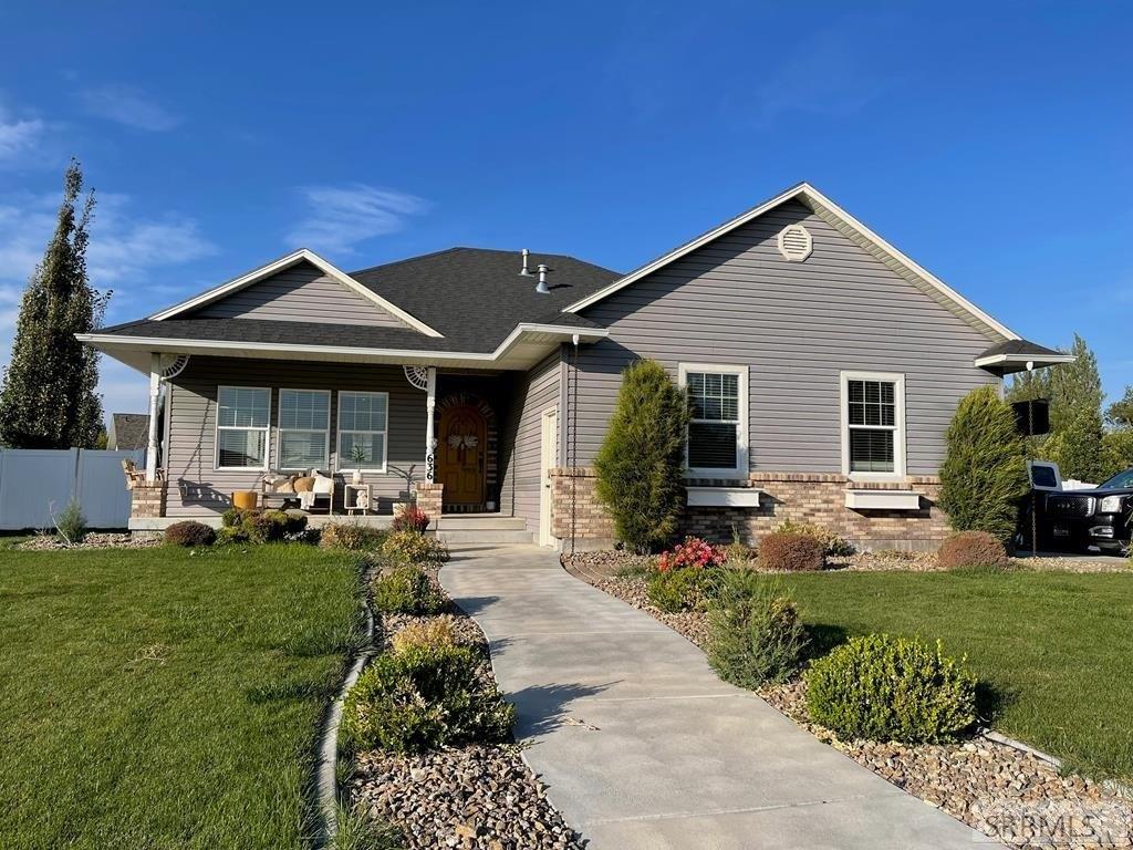 Birmingham Ln, Idaho Falls, ID 83402