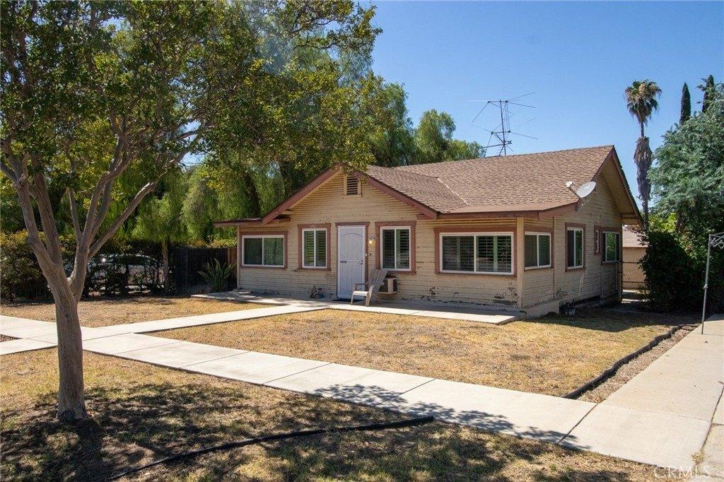 Chestnut Ave, Redlands, CA 92373