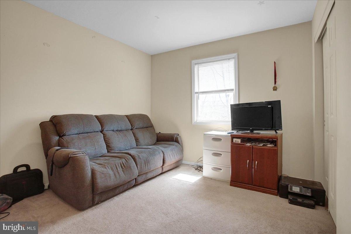Pond View Dr, Birdsboro, PA 19508