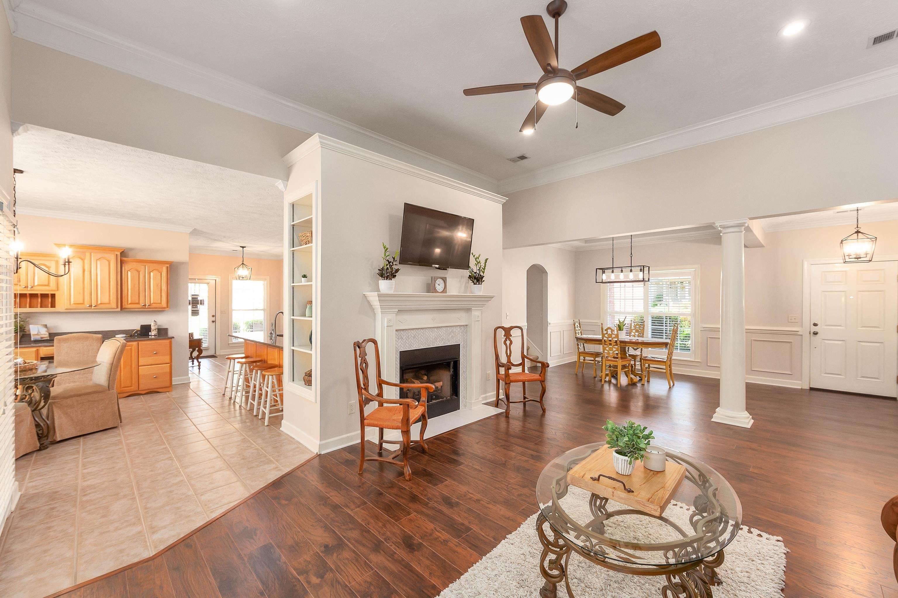 Brookhollow Cv, Jackson, TN 38305