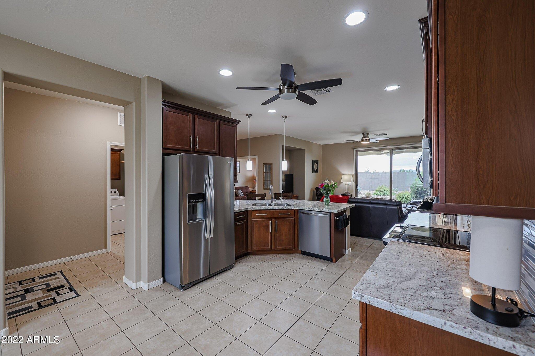 W Cedarwood Ln, Goodyear, AZ 85338