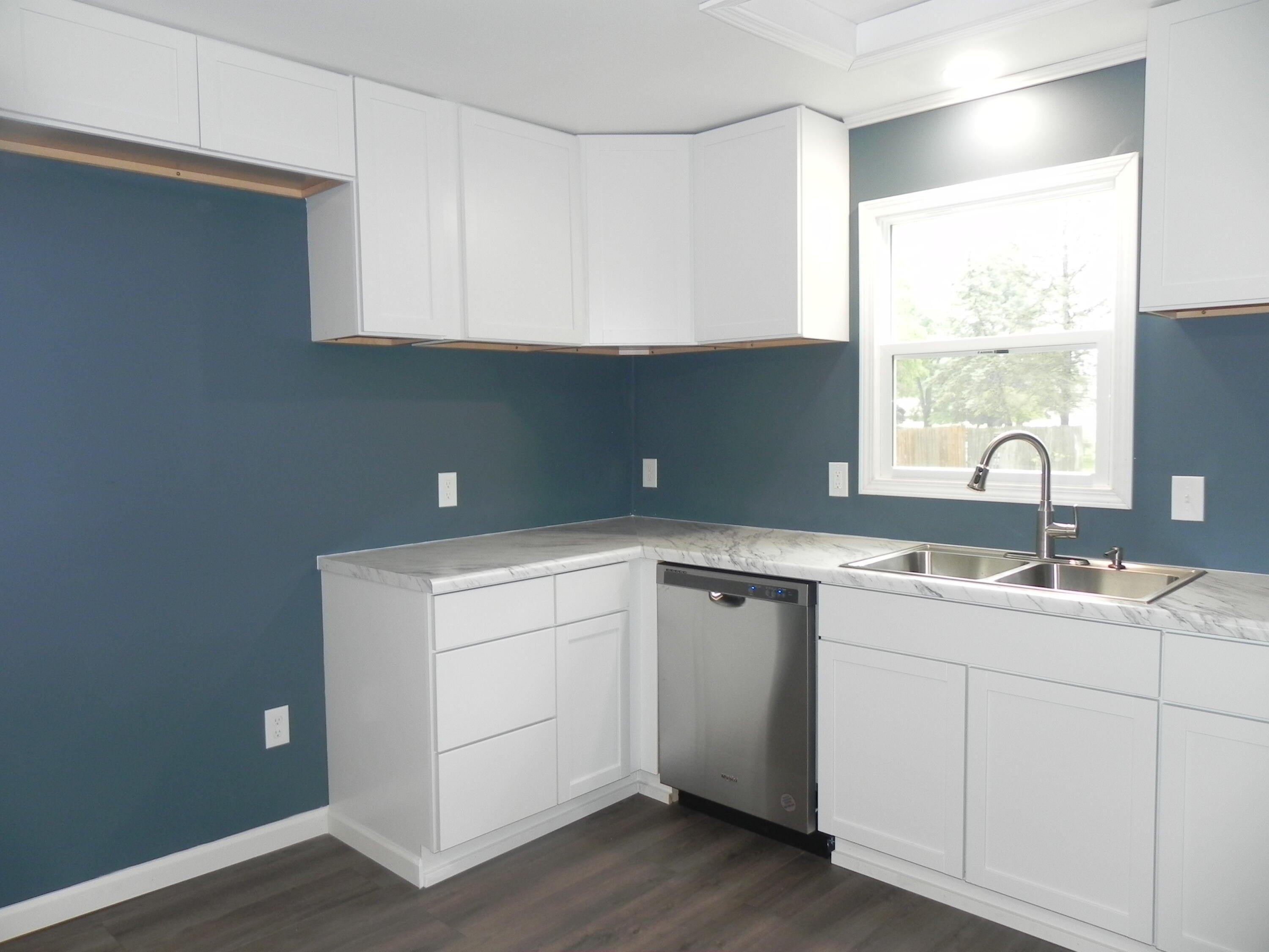 E Delaware St, Decatur, MI 49045