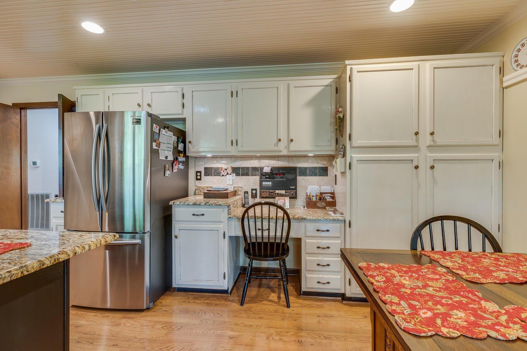 Wildwood Dr, Kingsport, TN 37660