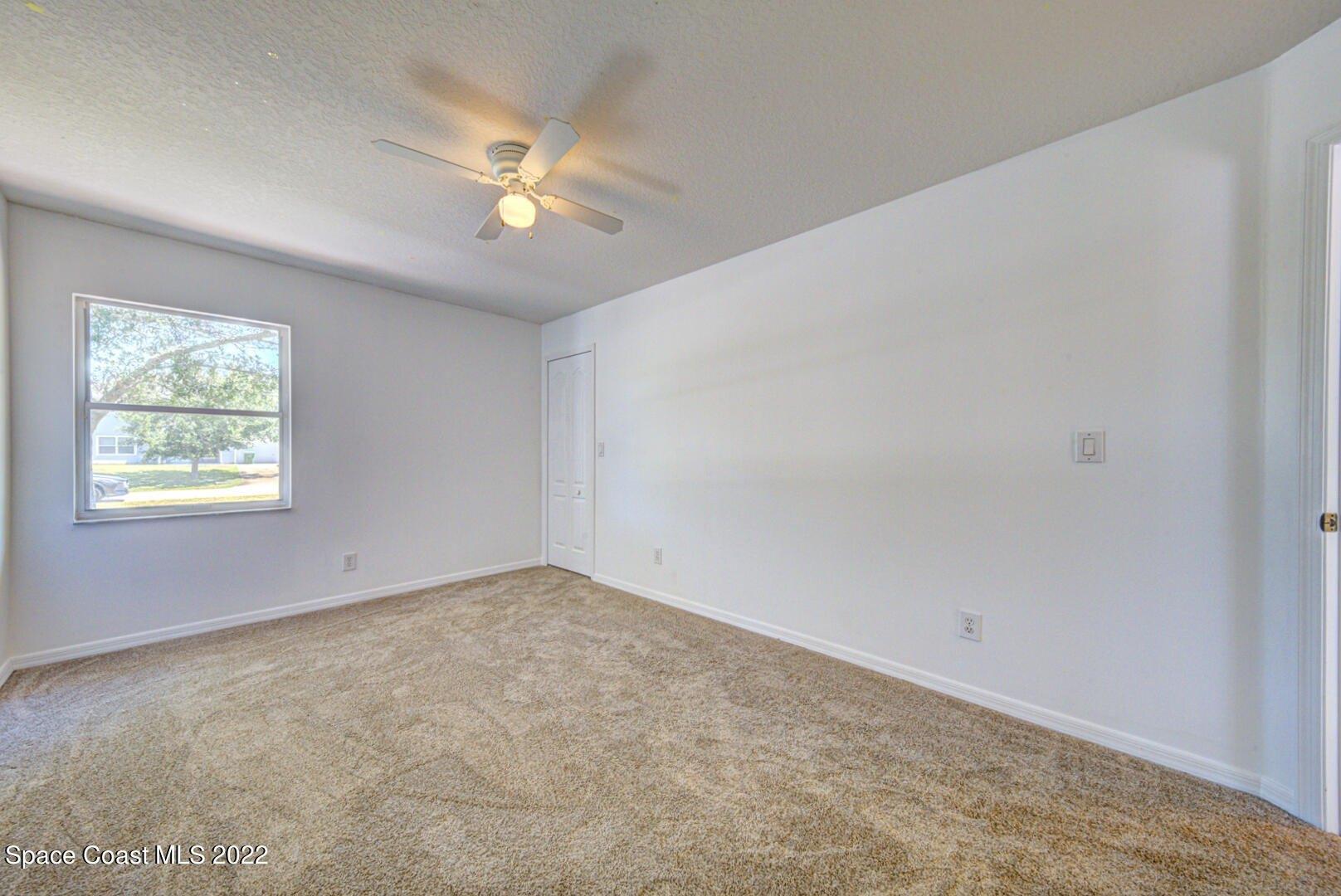 Seattle Slew Ln, Malabar, FL 32950