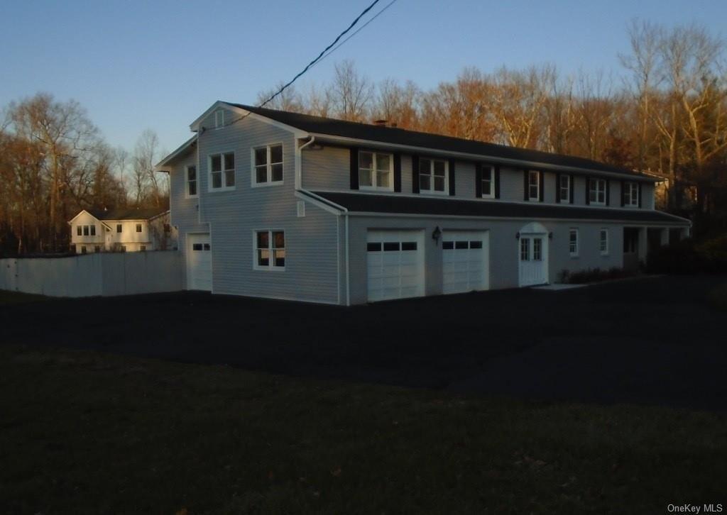 Burrows Ln, Blauvelt, NY 10913