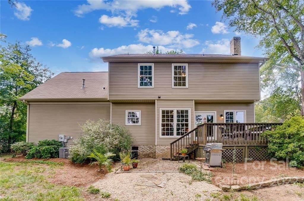 Moreland Wood Trl Nw, Concord, NC 28027