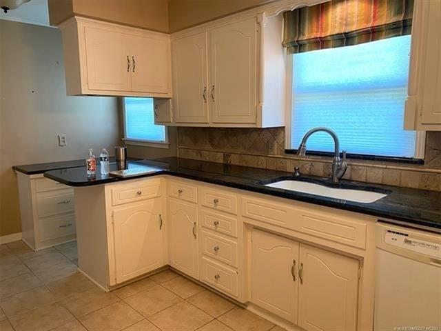 E 56th Pl, Tulsa, OK 74135