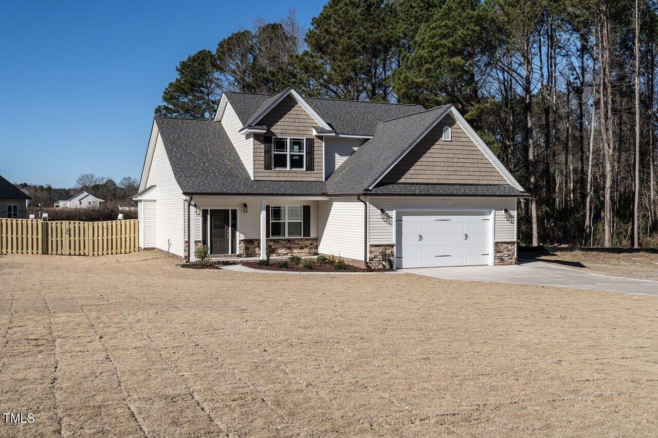 Valleydale Dr, Benson, NC 27504
