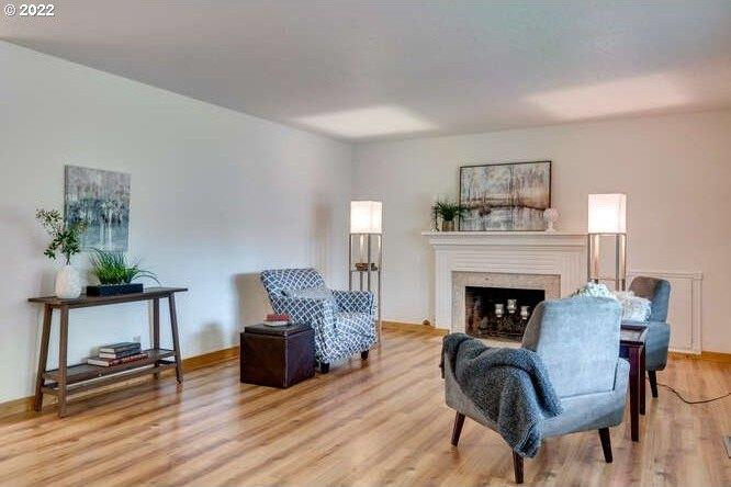 Ne Birchaire Ln, Hillsboro, OR 97124