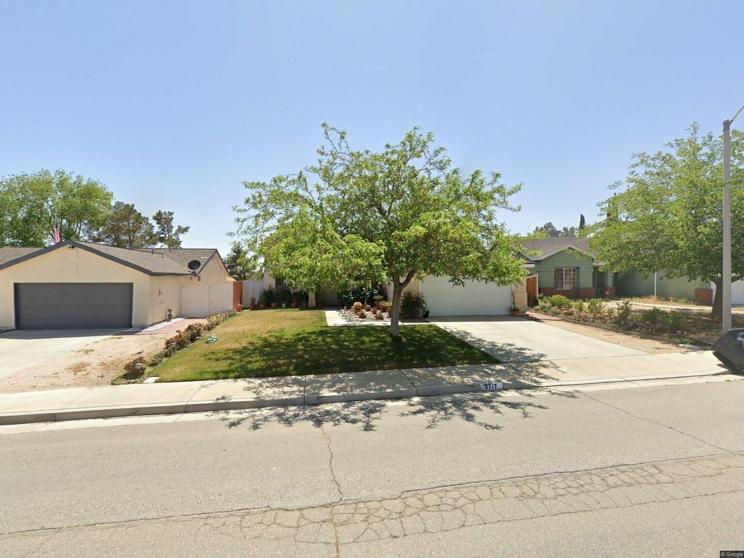 Hatcher Pl, Rosamond, CA 93560