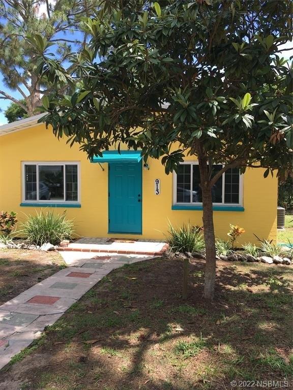 New York St, Edgewater, FL 32132