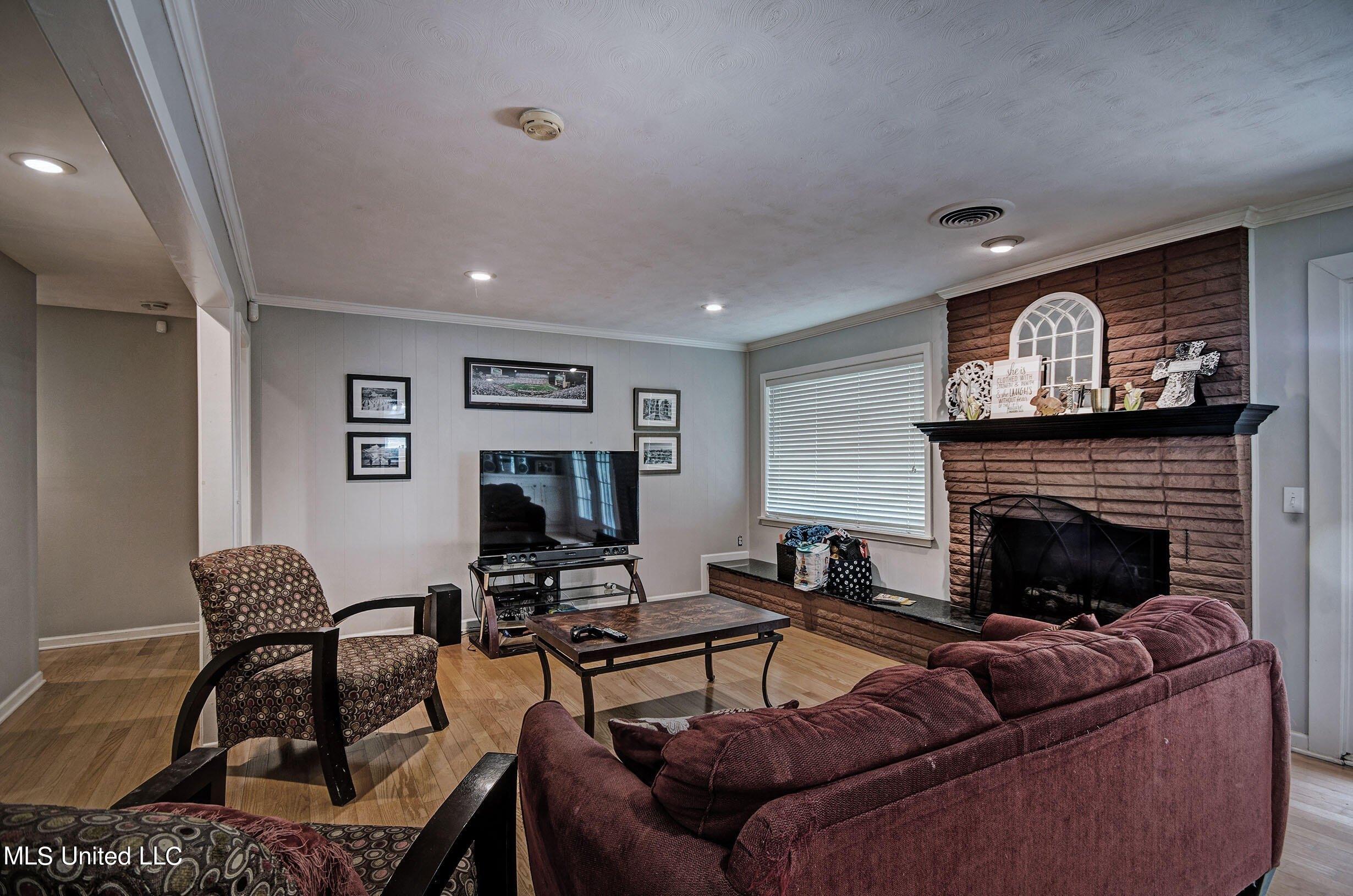 Briarfield Rd, Jackson, MS 39211