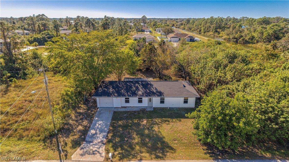 1st St Sw, Lehigh Acres, FL 33976