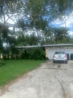 Croft Dr E, Largo, FL 33774