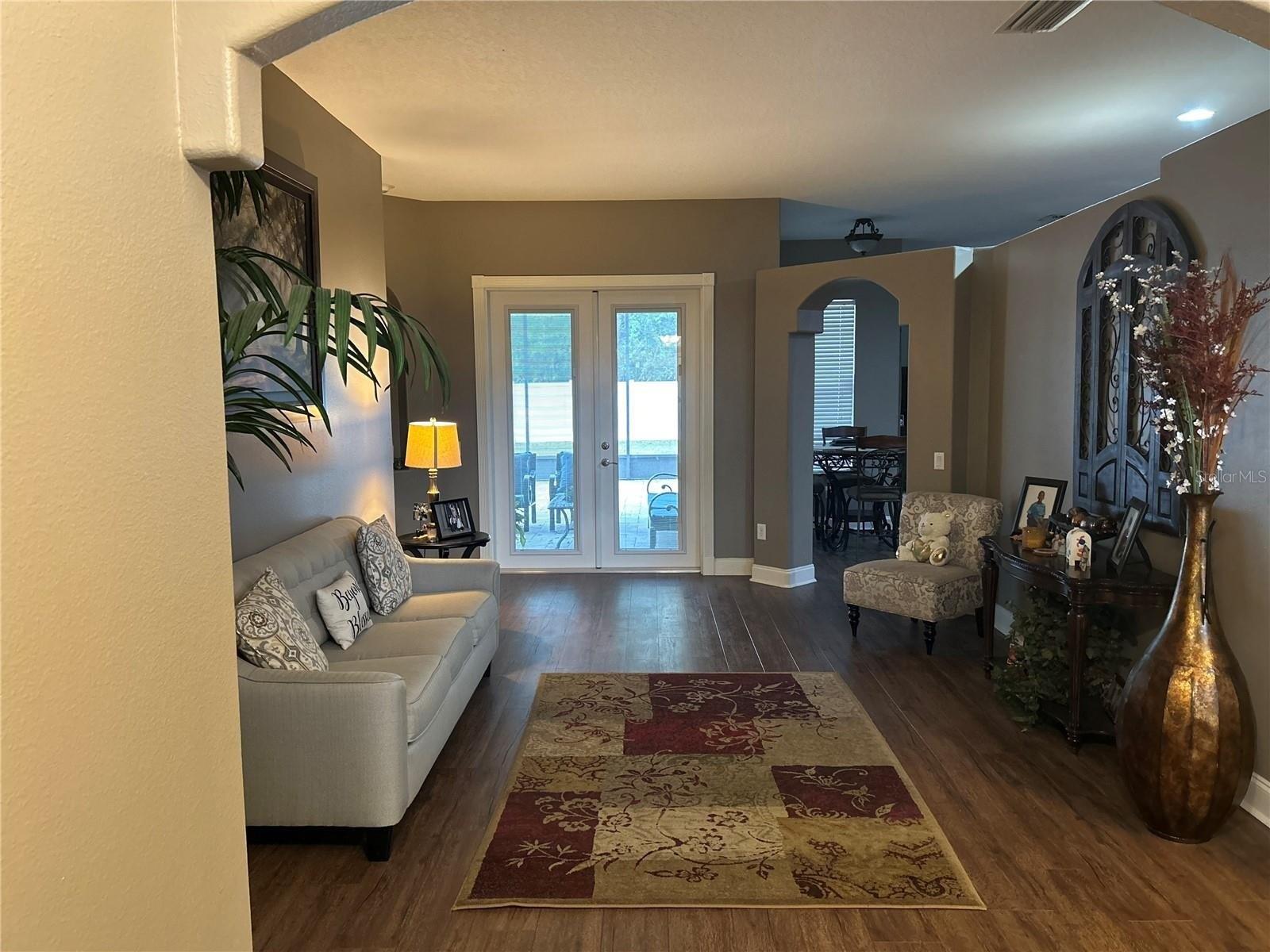 Estate Cove Cir, Riverview, FL 33578