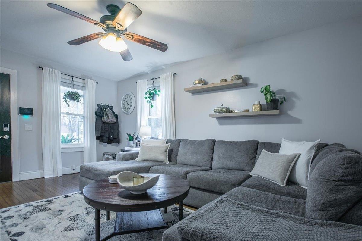 Beacon St, Cincinnati, OH 45230