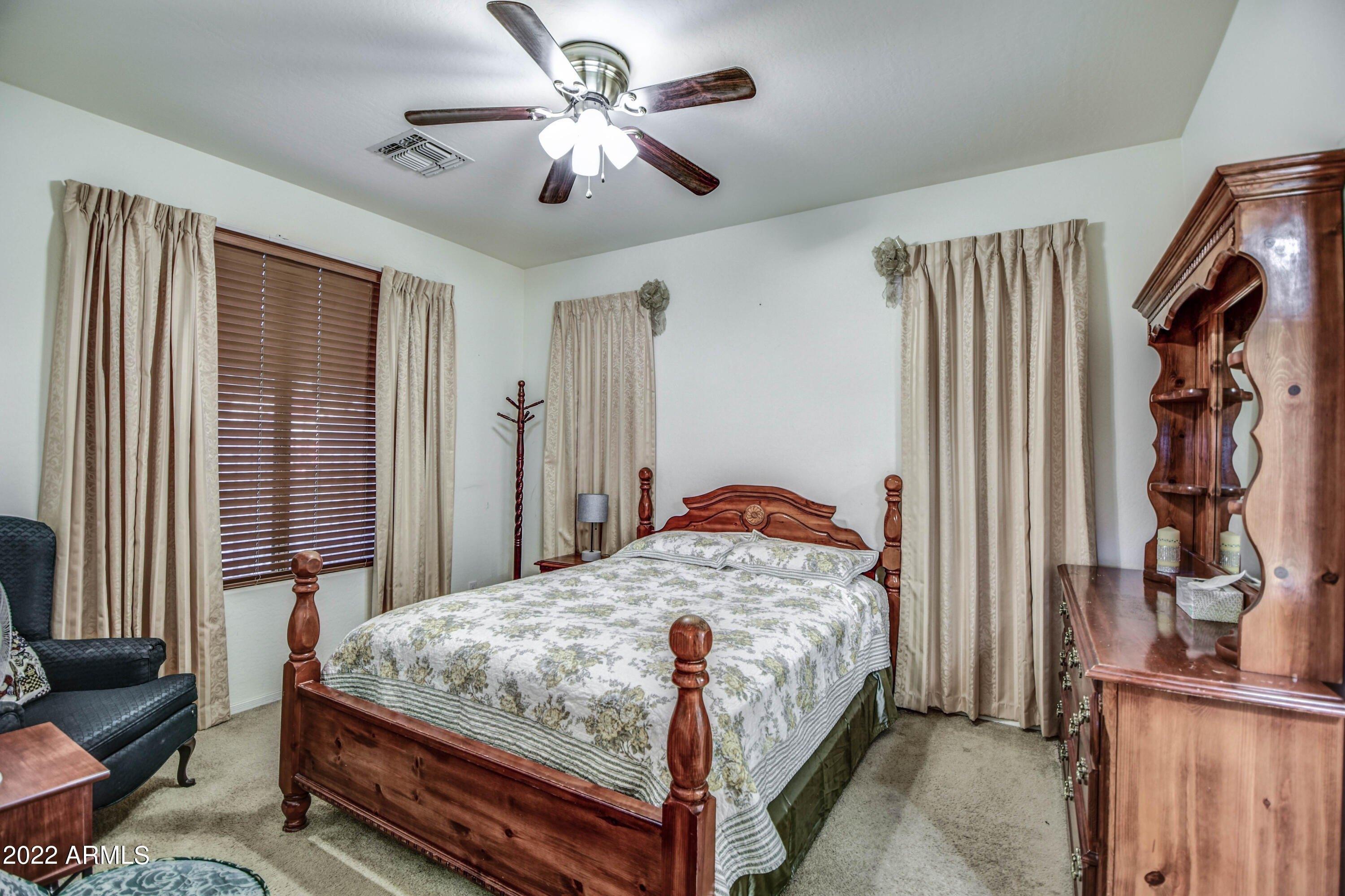 S 25th Dr, Phoenix, AZ 85041