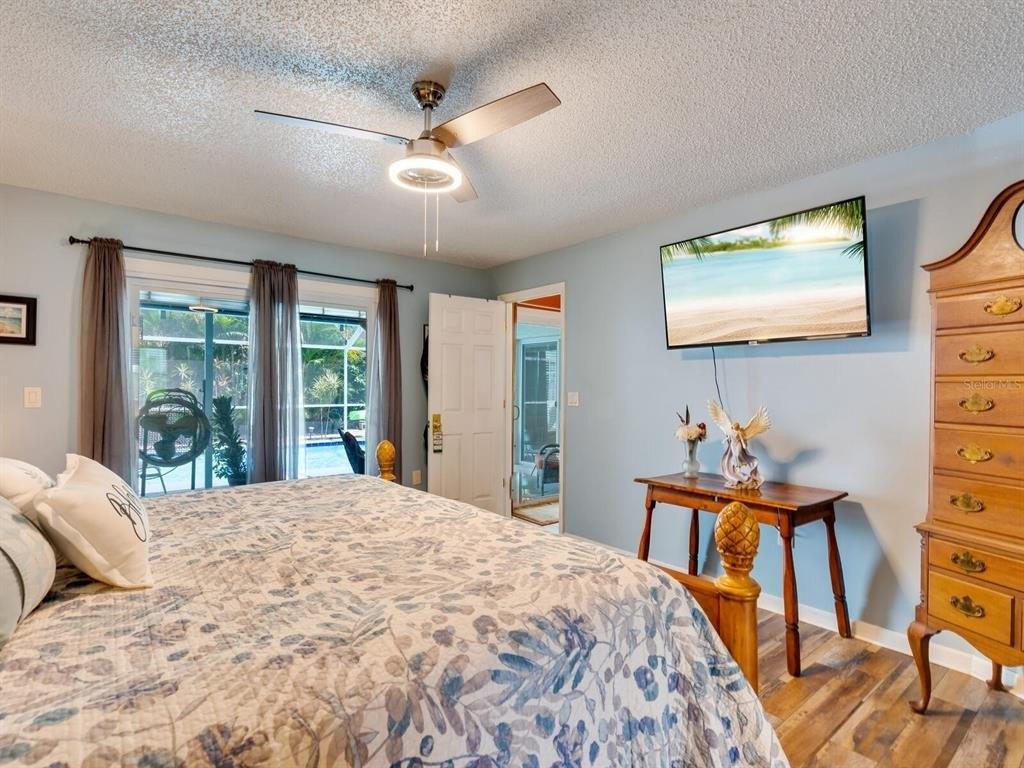 Forester Oak Ct, Sarasota, FL 34243