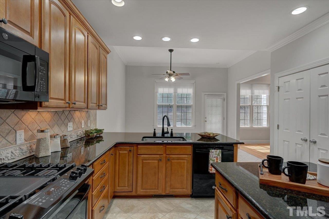 Fontana Ridge Ln, Raleigh, NC 27613