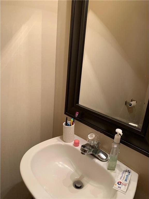 Sawgrass Gln, Maple Grove, MN 55311