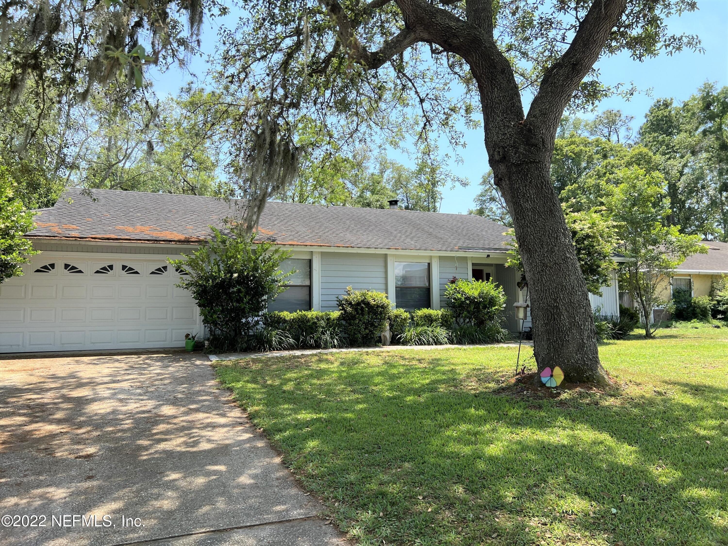 Running Creek Ln, Jacksonville, FL 32258
