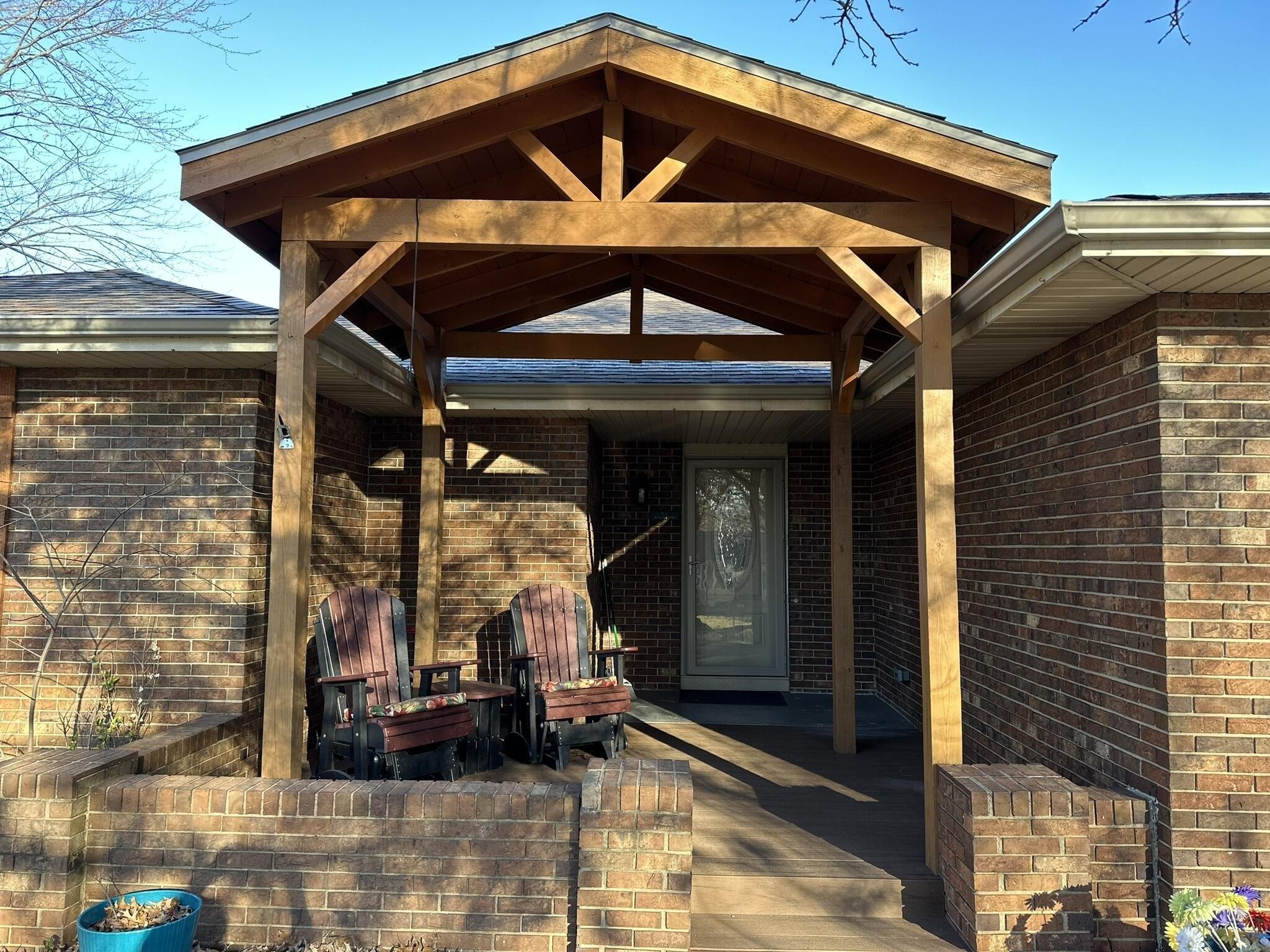 E Briar St, Springfield, MO 65804