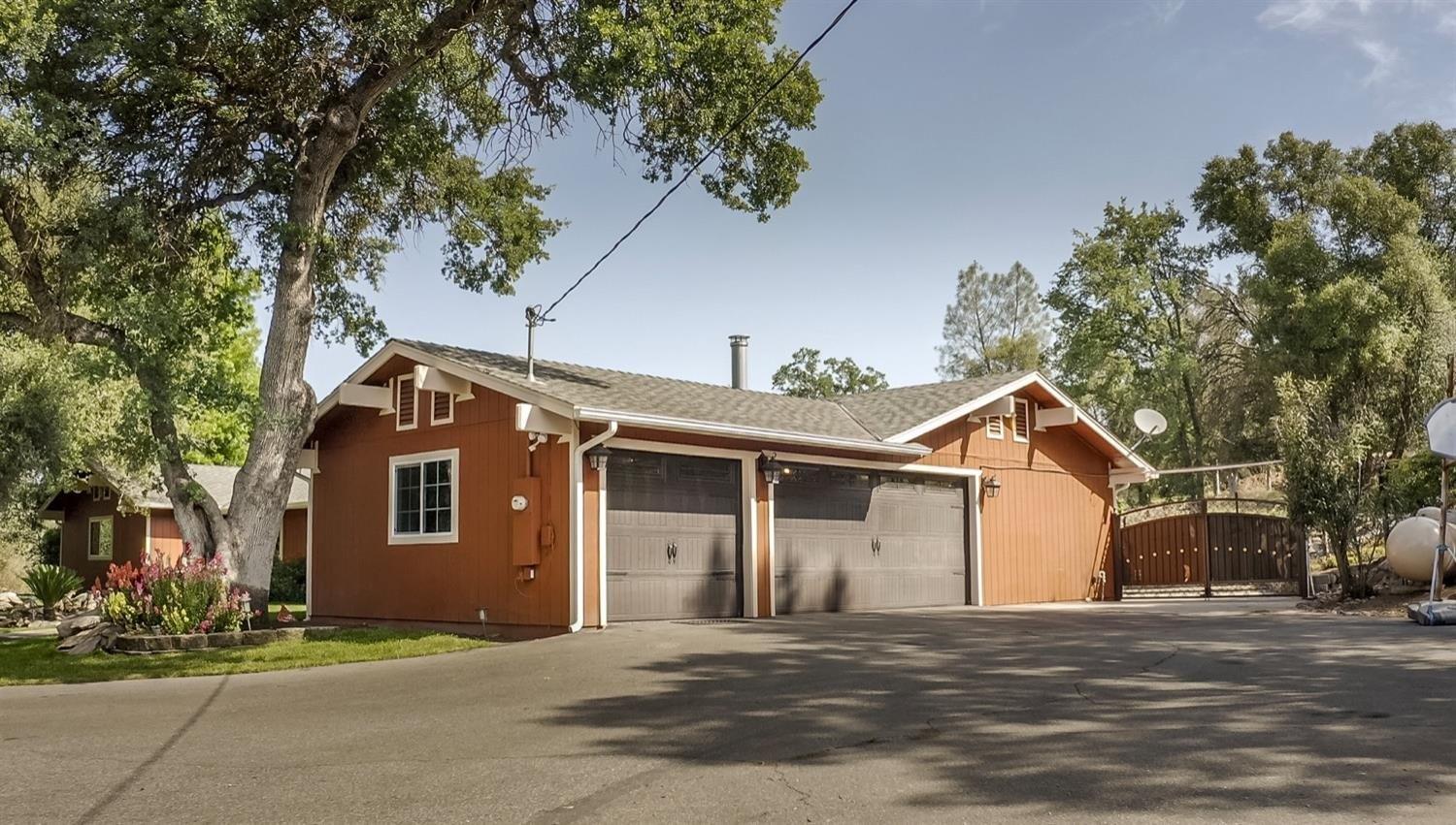 Yosemite Springs Pkwy, Coarsegold, CA 93614