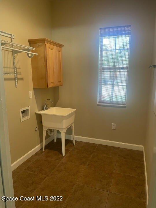 Nora Ave, Merritt Island, FL 32952