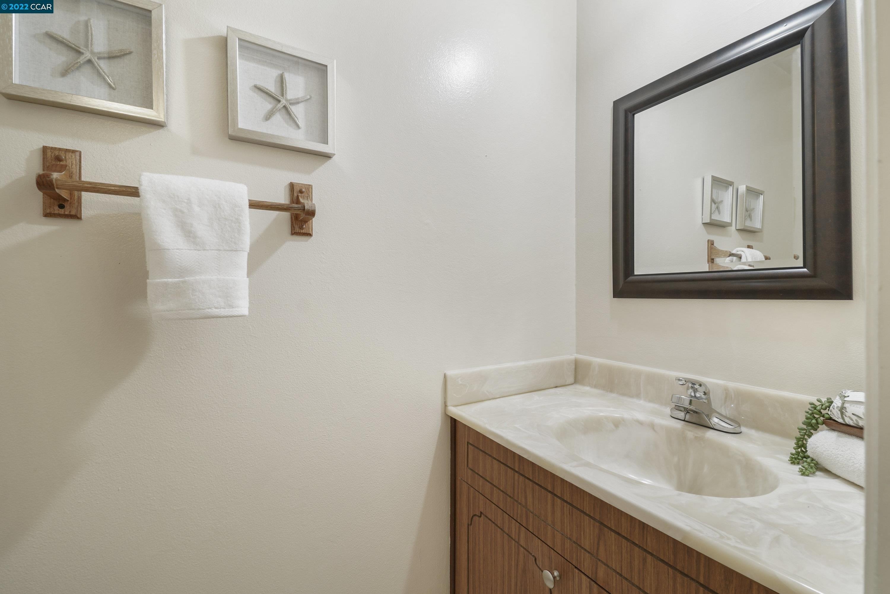 Saint James Pkwy, Concord, CA 94521