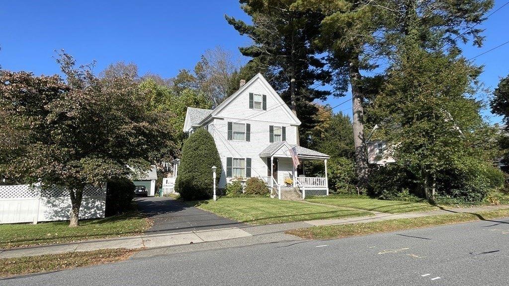 Warren St, Needham, MA 02492