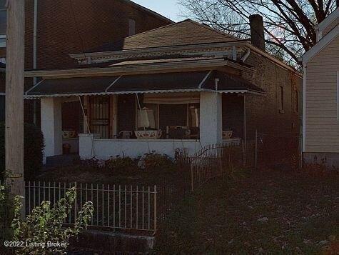 W Madison St, Louisville, KY 40203