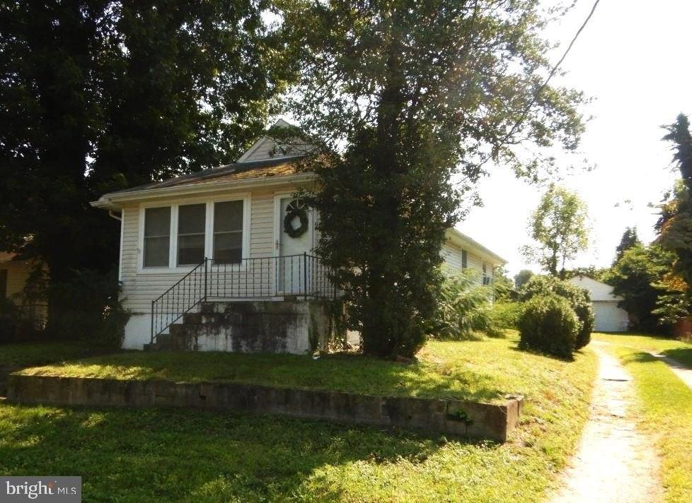 Woodland Ave, Woodbury Heights, NJ 08097