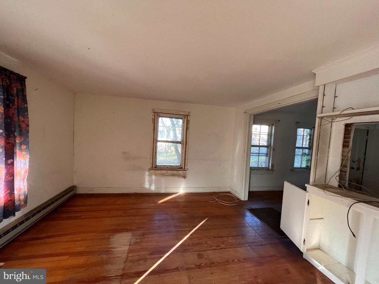 S 2nd St, Denton, MD 21629