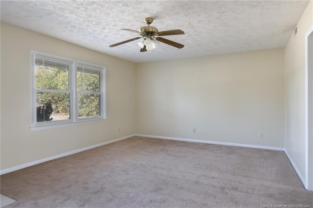 Metric Dr, Hope Mills, NC 28348