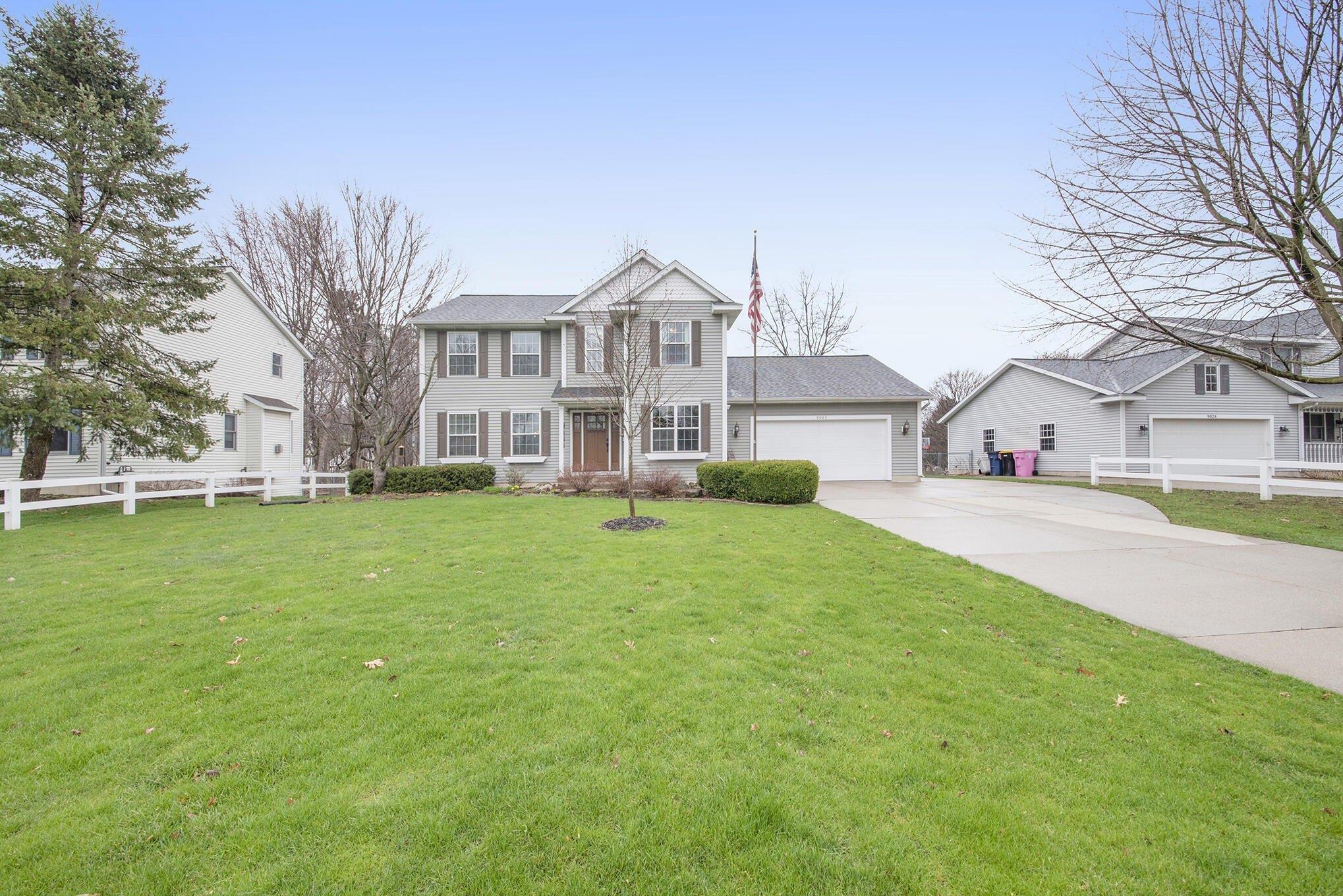 Cedarview Ave, Jenison, MI 49428