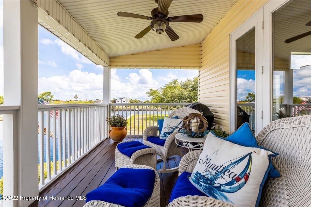 Des Prez Ct, Hernando Beach, FL 34607