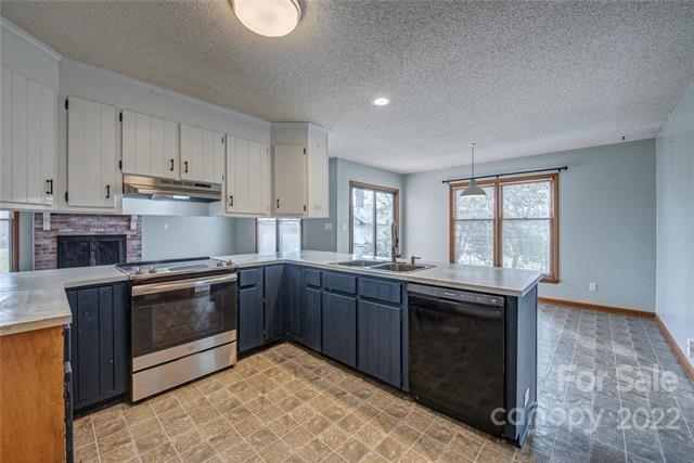 Smoke Tree Ct, Gastonia, NC 28056