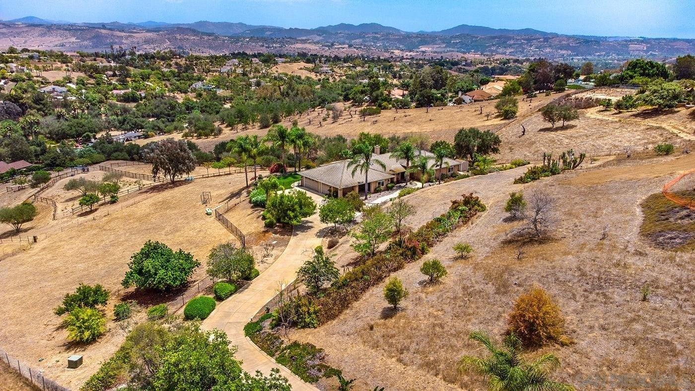 Alta Vista Dr, Fallbrook, CA 92028