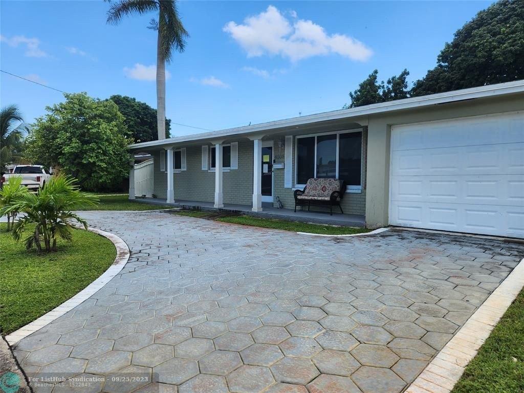 Adams St, Hollywood, FL 33021