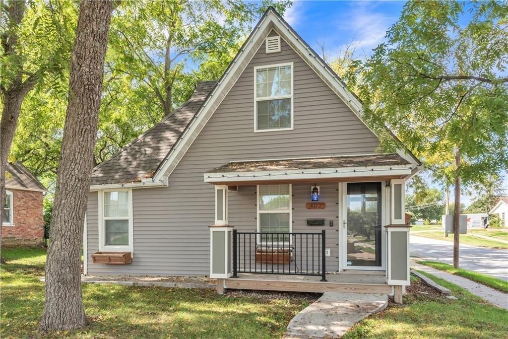 S 11th St, Adel, IA 50003