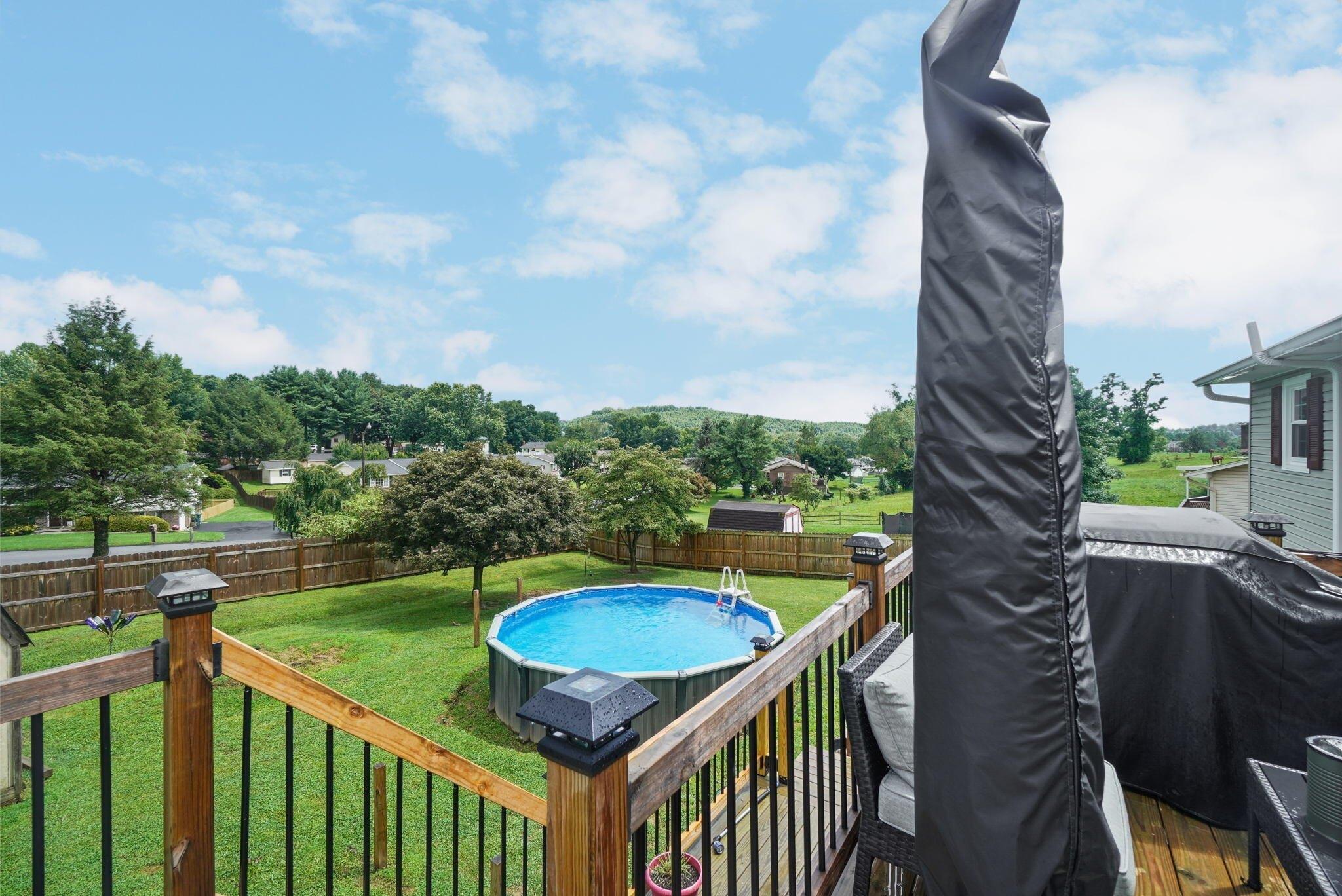 Timber Oak Dr, Bristol, VA 24201