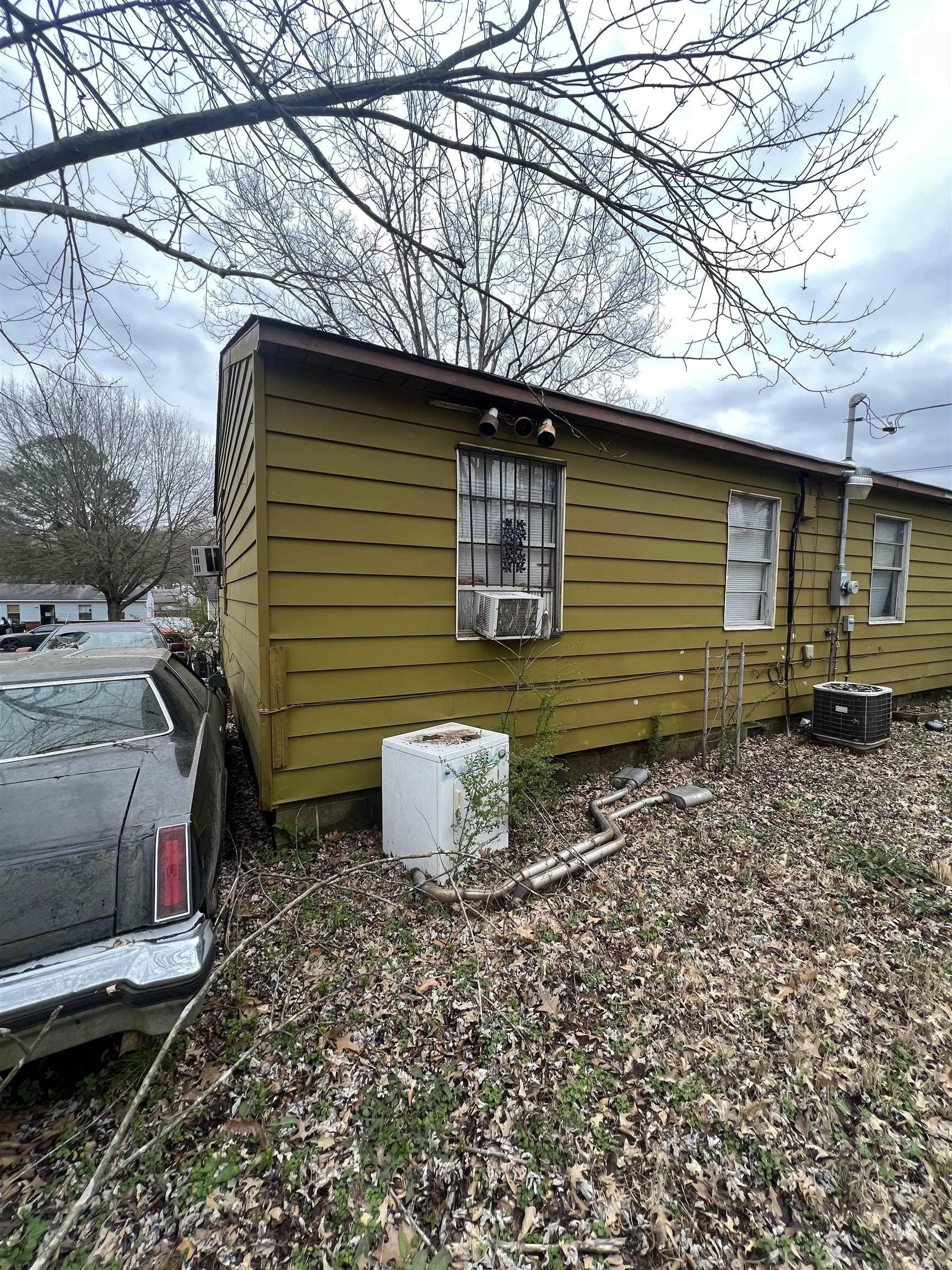 Suncrest Dr, Memphis, TN 38127